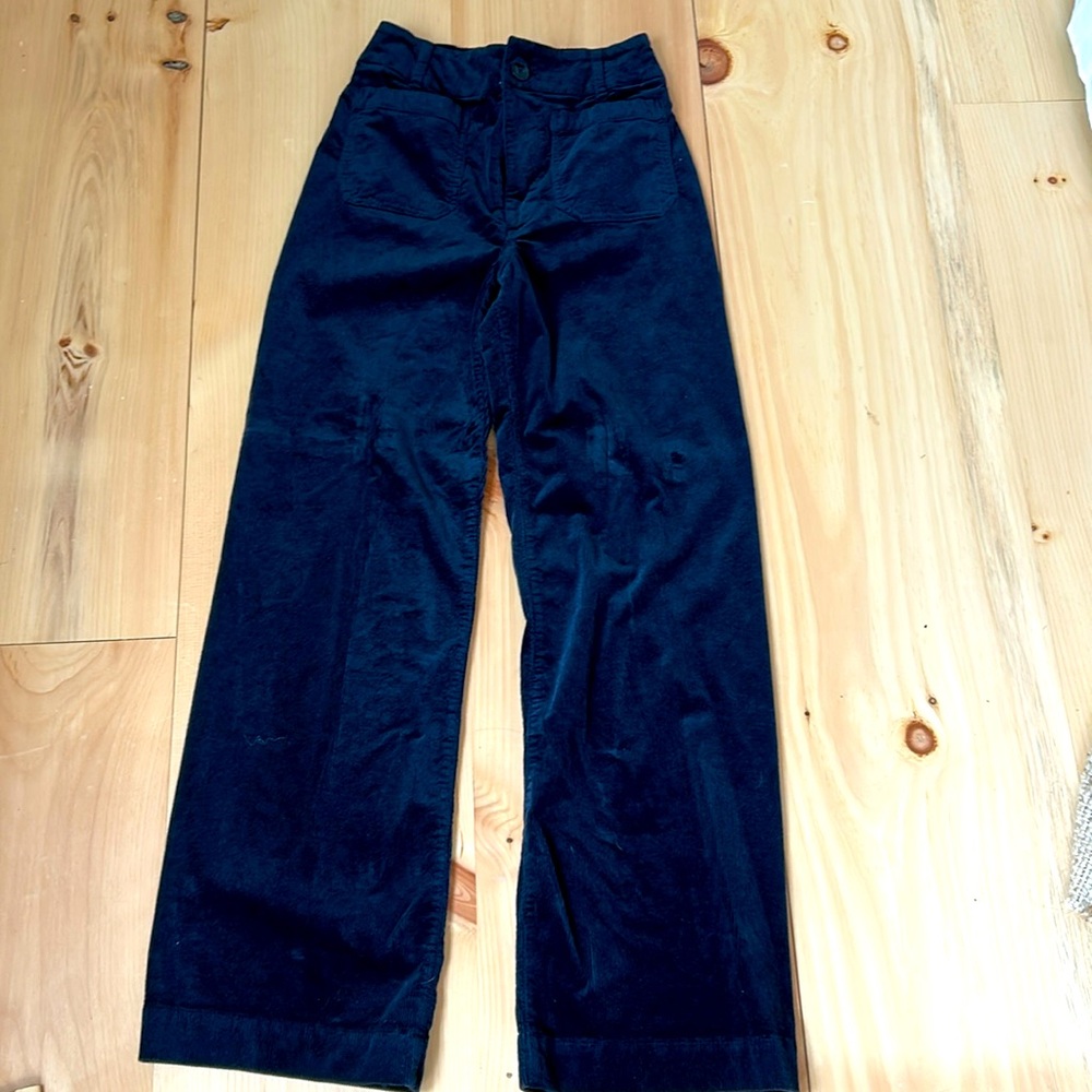 Wide leg corduroy pant. Never worn